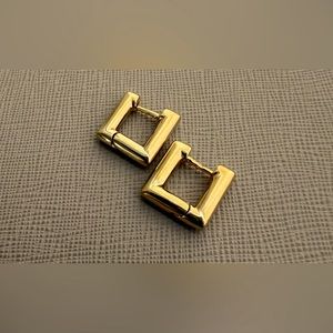 Cinco Lizzie Earrings - 24k Yellow Gold Plating Over Sterling Silver